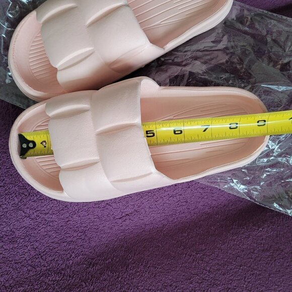 NWT Super Soft Thick Platform Minimalist Pink Bathroom Beach Slides - Picture 6 of 7